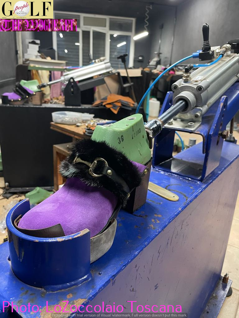 ZOCCOLO DURA MODA