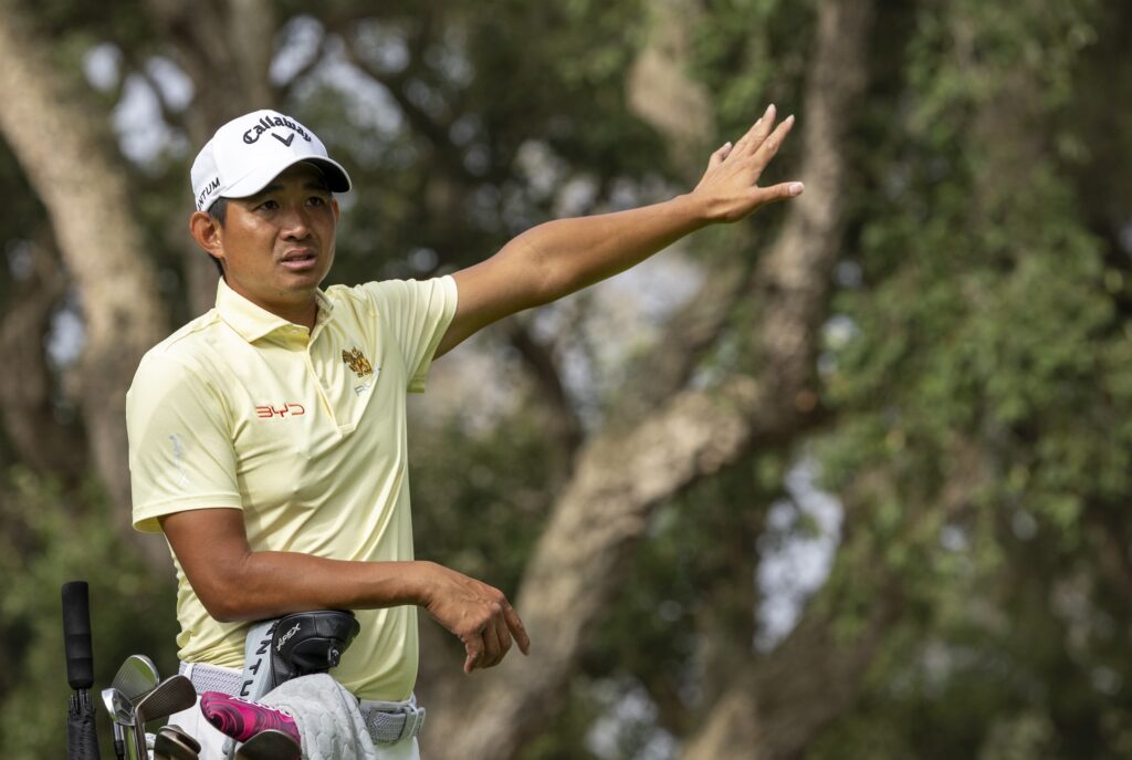 GOLF.GARA.Bubba Watson goes low to join Pavit on top in Morocco ...